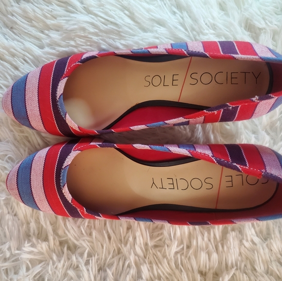 Soul Society Colorful Striped Wedge Size 7 - Picture 9 of 11